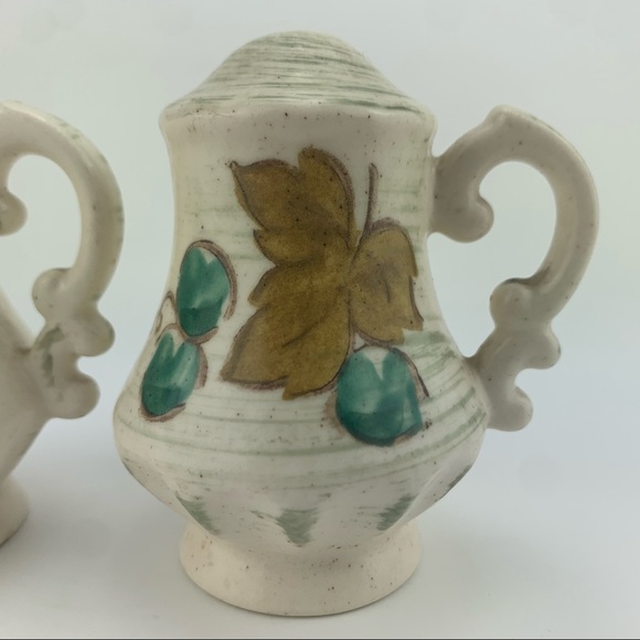 Vintage Metlox Vineyard Salt & Pepper Shakers - Picture 3 of 8